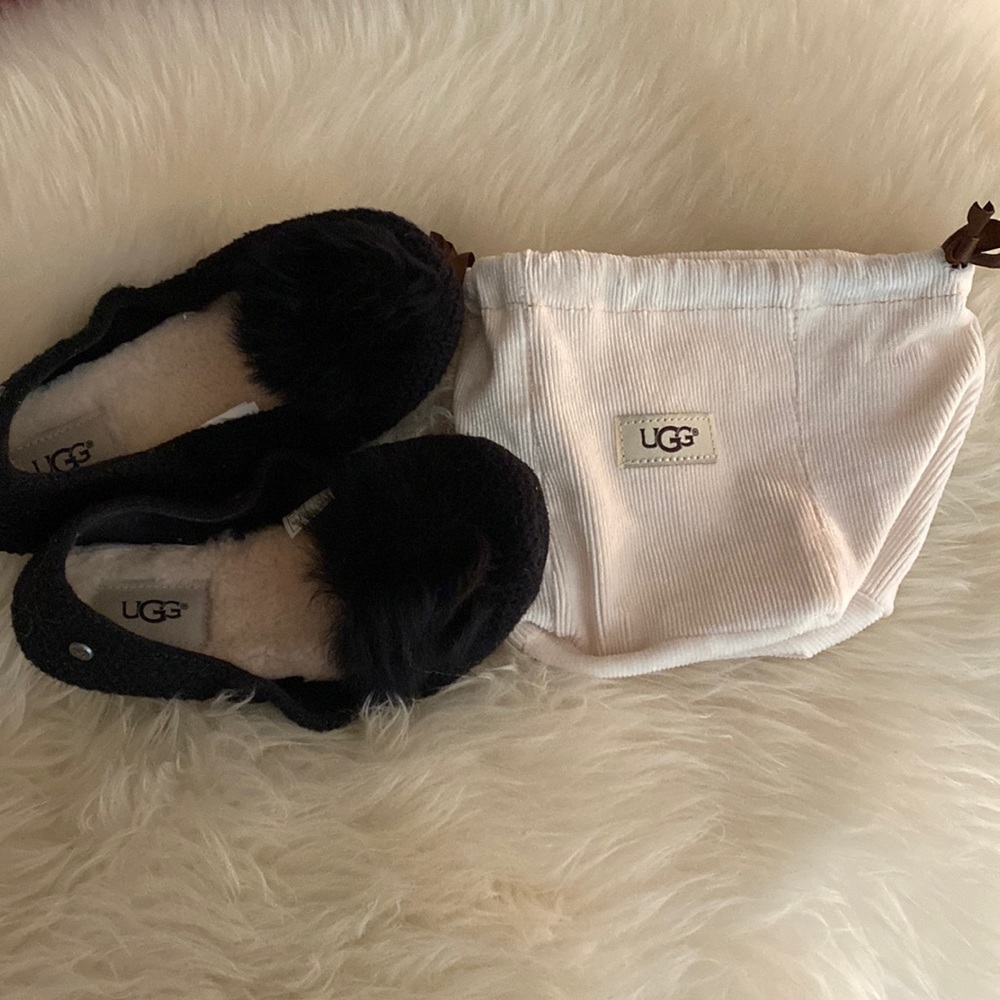 UGG Pom Pom slippers